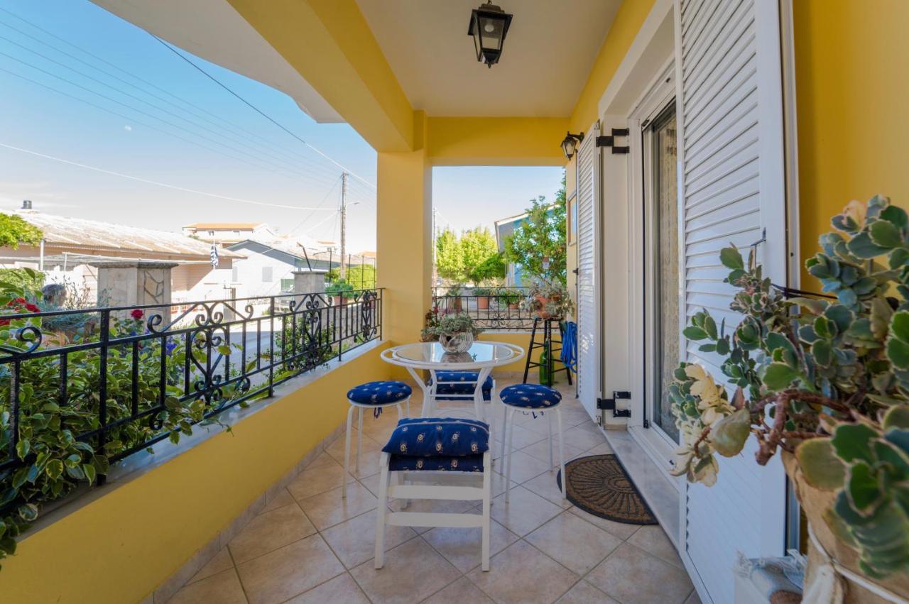 Aurelia Apartment Lixouri Exterior photo