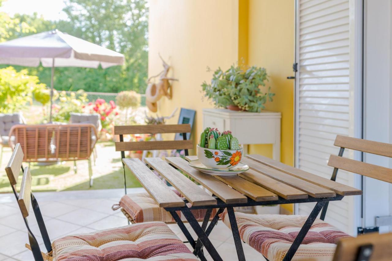 Aurelia Apartment Lixouri Exterior photo